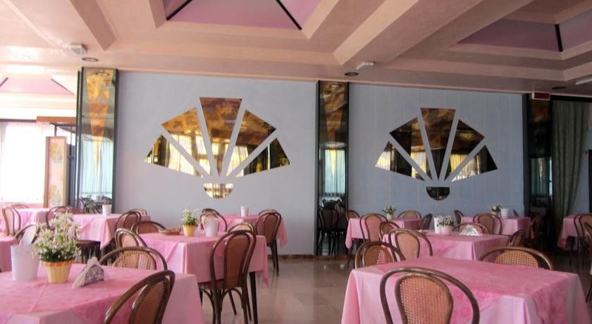 Hotel Carlton Beach Rimini Extérieur photo